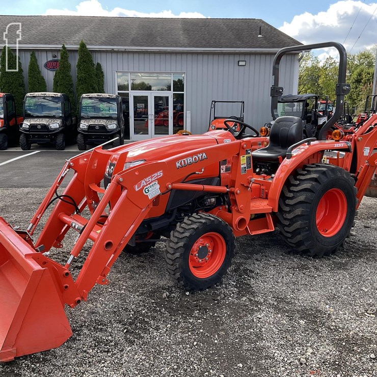 2019 KUBOTA L3301HST