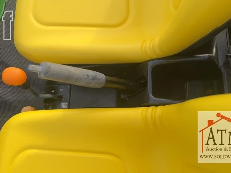 john-deere-gator-image-12