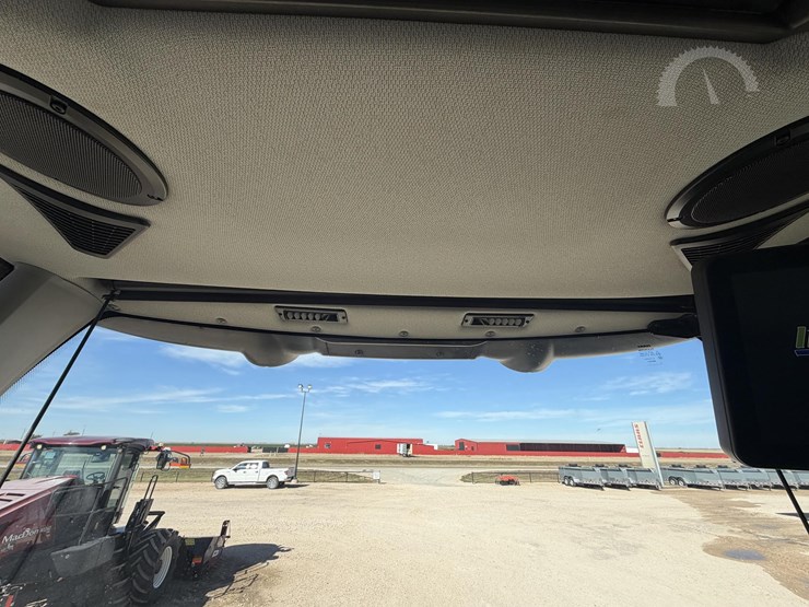 2022-claas-lexion-7500-image-33