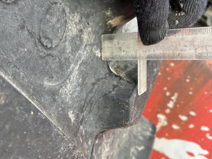 1985-versatile-856-image-39