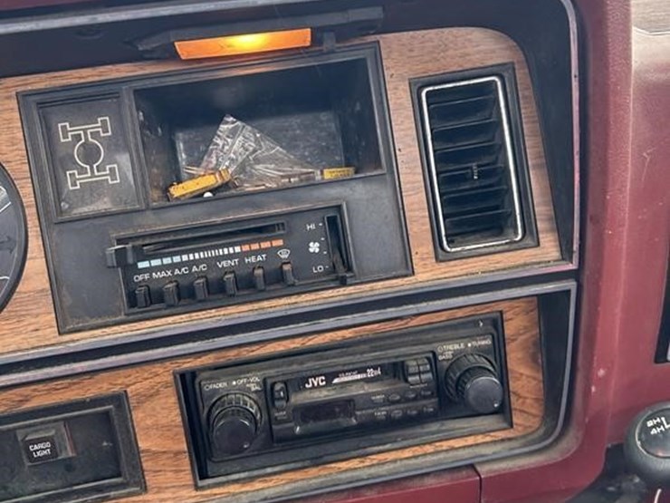 1987-dodge-150-image-18