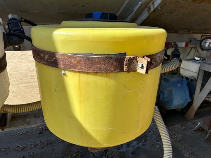 1986-fruehauf-tanker-image-57