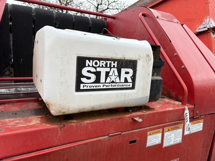 new-holland-br7060-image-7