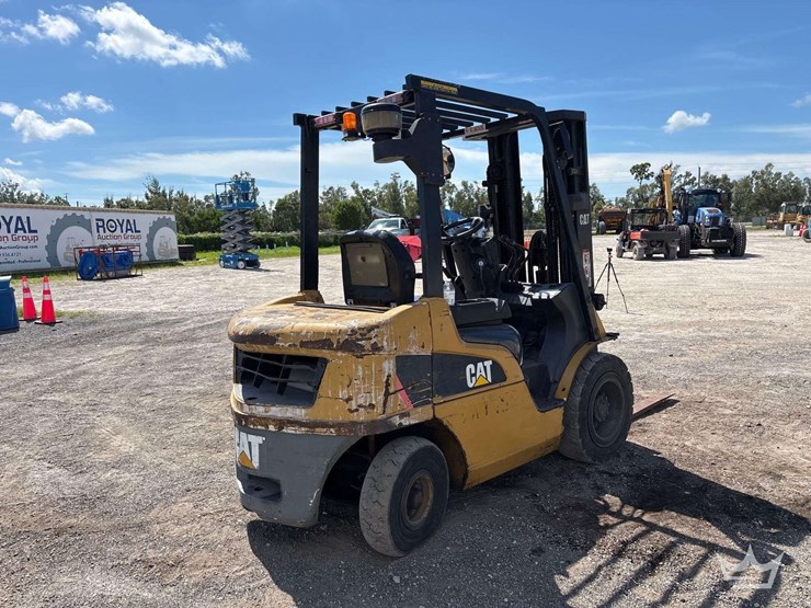 caterpillar-2pd5000-image-3