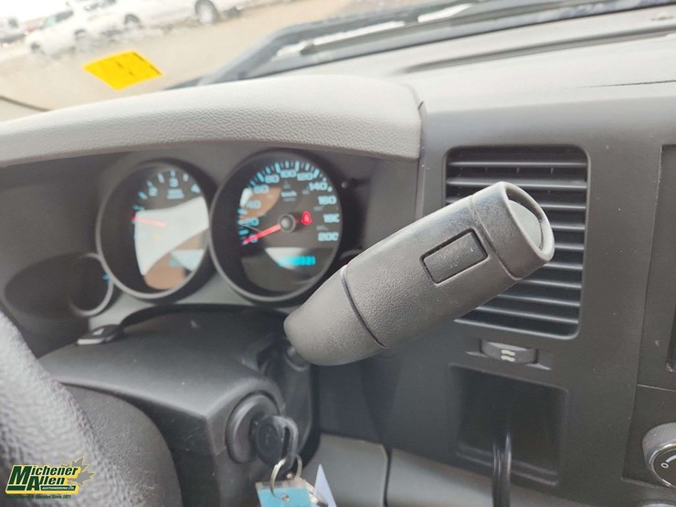 2010-gmc-sierra-1500-image-9