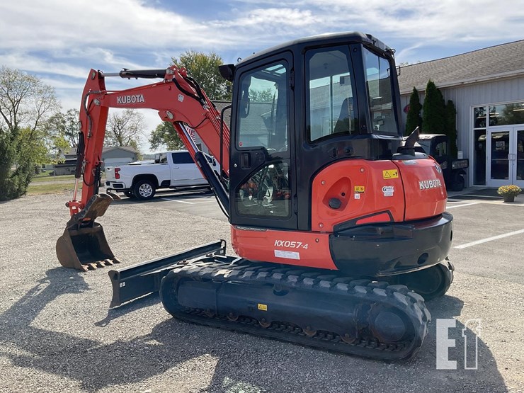 2020-kubota-kx057-4-image-3