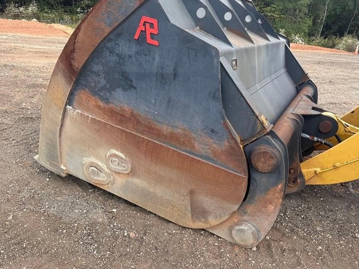 2020-caterpillar-962m-image-8