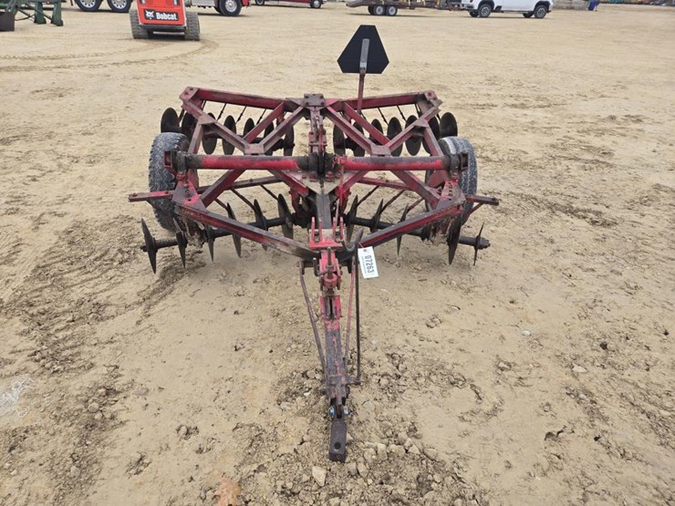 international-8-image-2