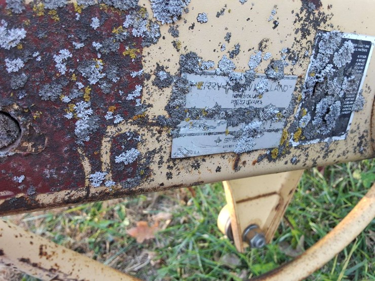 new-holland-256-image-4