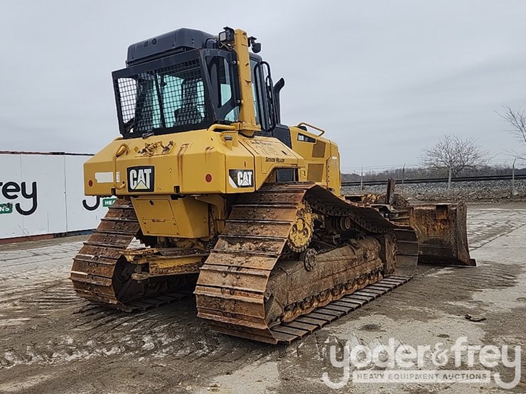 2016-caterpillar-d6n-image-5