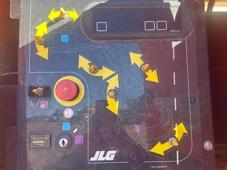 2015-jlg-860sj-image-14