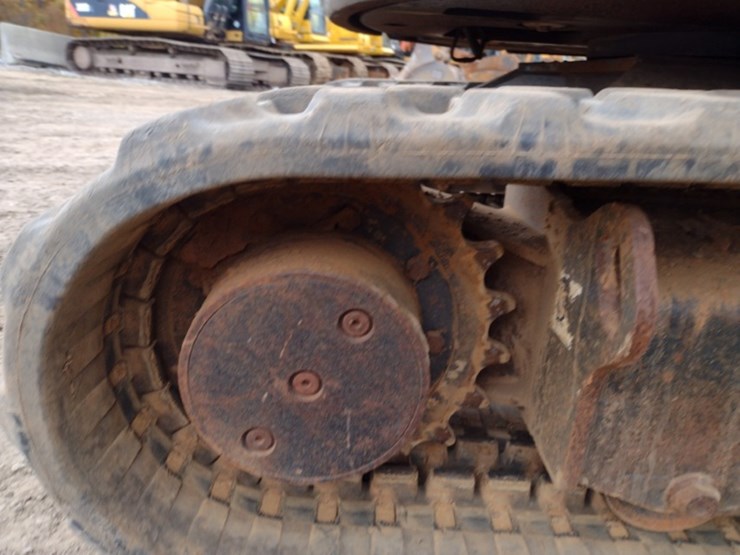 bobcat-e35i-image-36