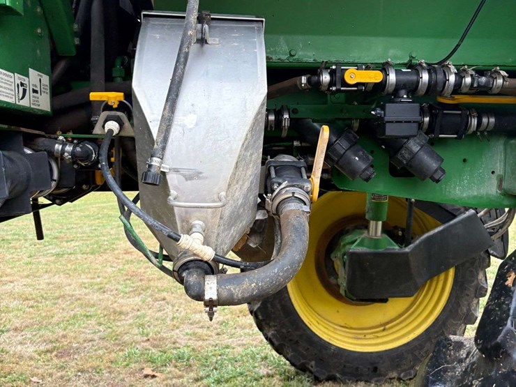 john-deere-4830-image-46