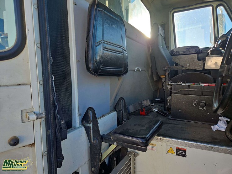 2009-international-workstar-7400-image-31