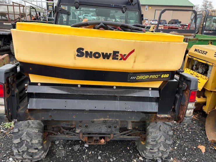 john-deere-855-image-16