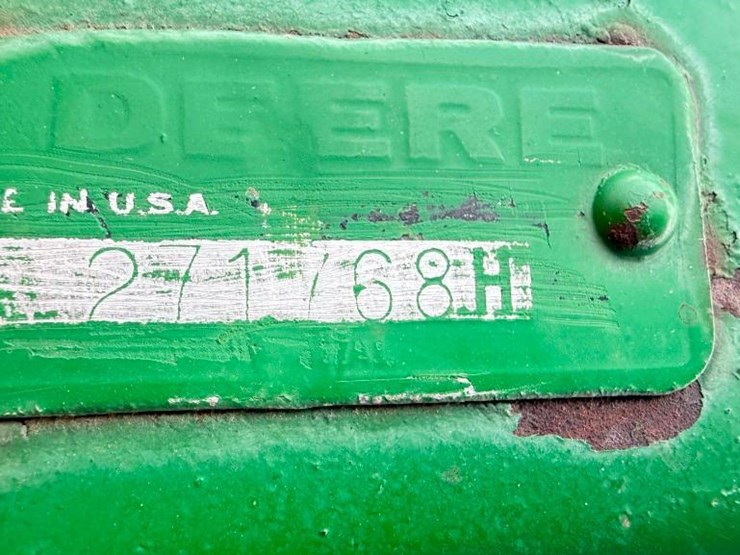 john-deere-212-image-6
