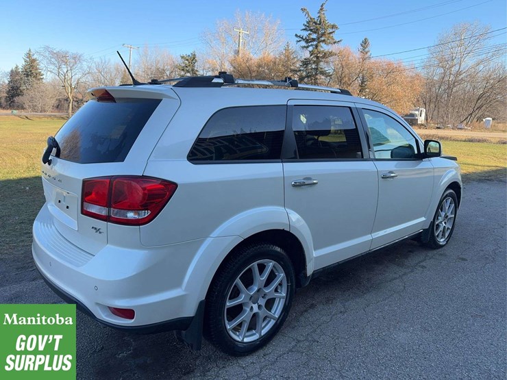 2012-dodge-journey-image-5