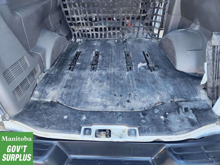 2012-chevrolet-express-2500-image-9