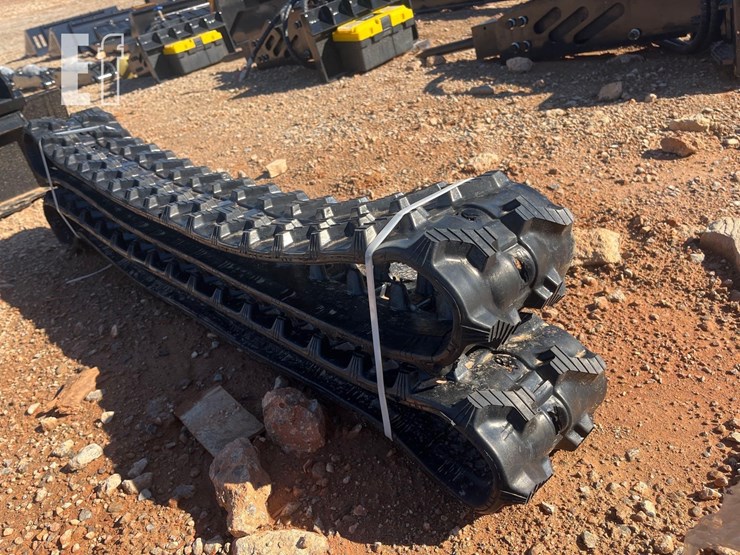 heavy-duty-rubber-tracks-image-4
