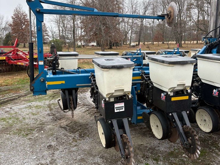 2005-kinze-3500-image-6