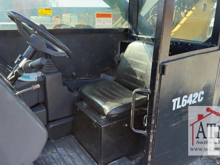 caterpillar-tl642c-image-10