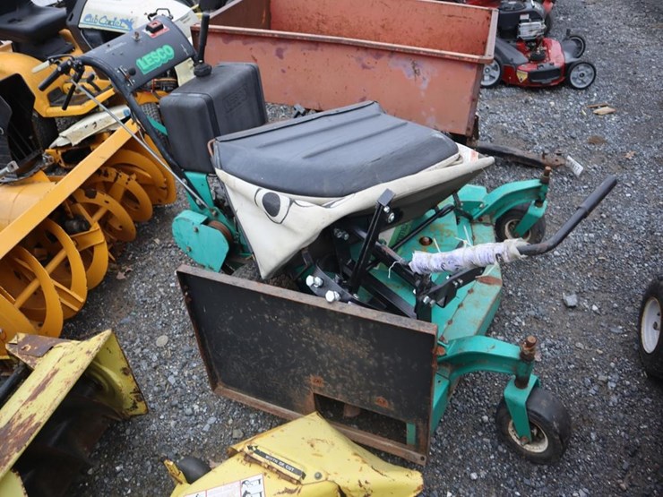 john-deere-la-image-1