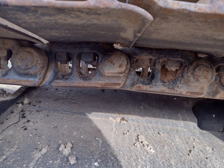 7-volvo-ec160c-image-39