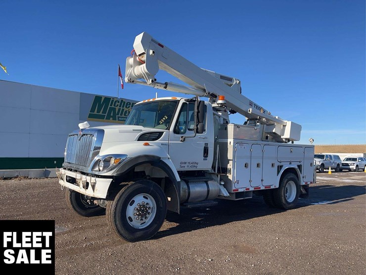 2009-international-workstar-7400-image-1