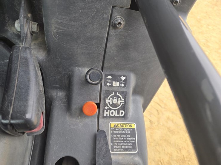 2012-kubota-rtv1100-image-19