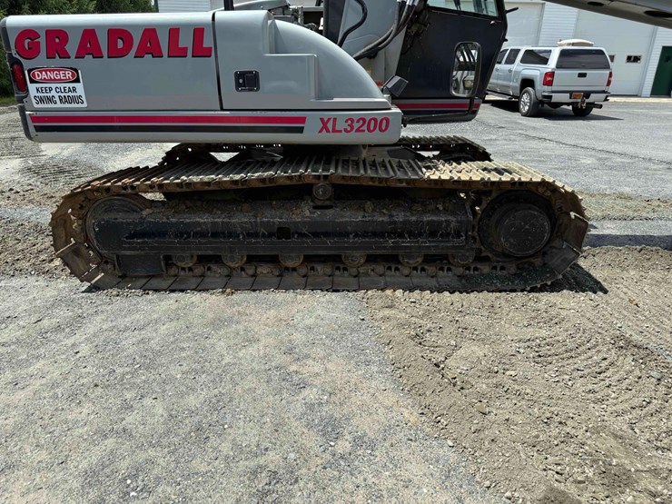 1998-gradall-xl3200-image-11
