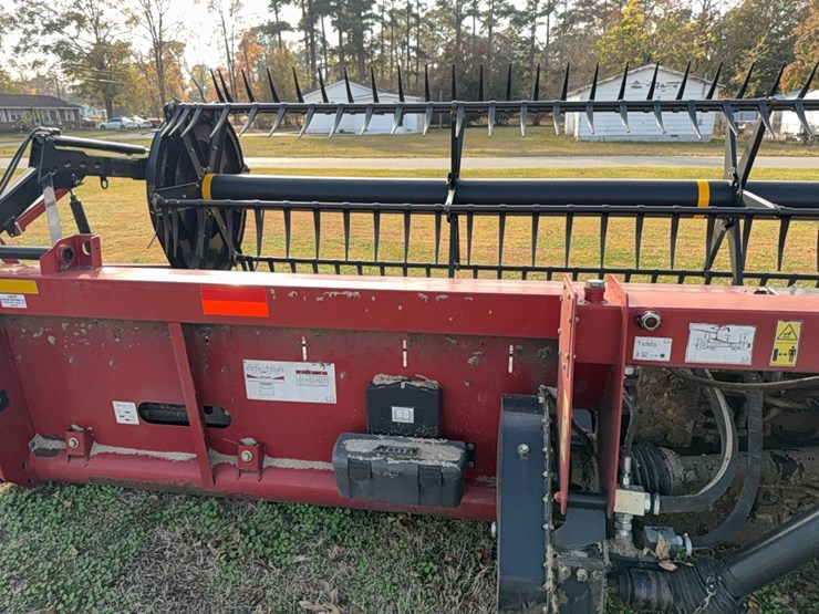 2014-case-ih-30-image-22