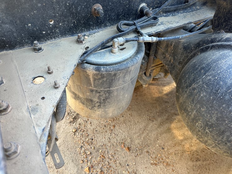 2005-international-9200i-image-15