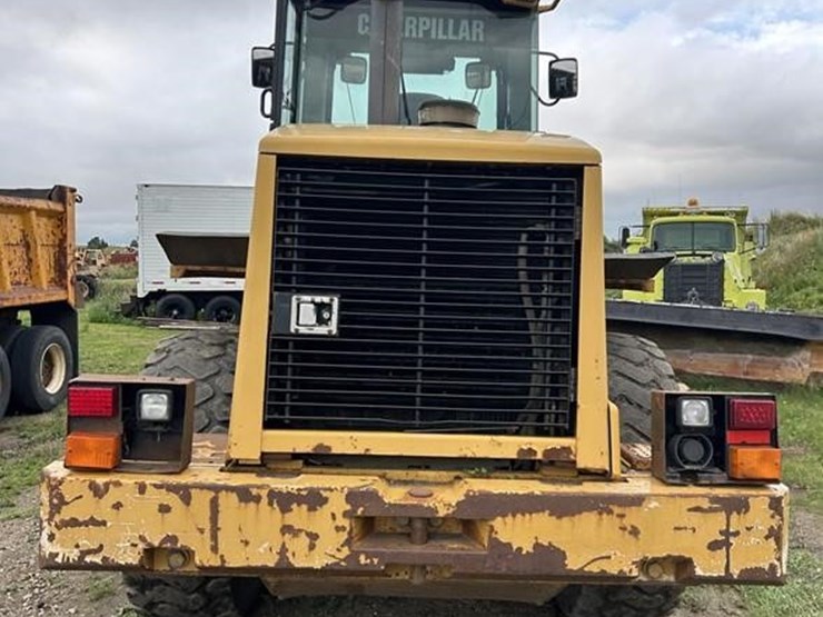 2004-caterpillar-938g-image-6