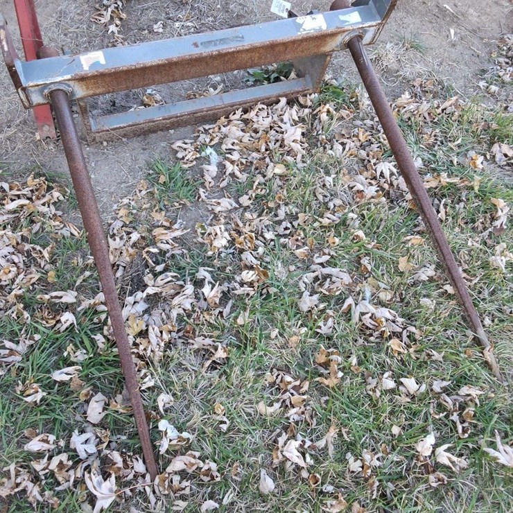 Loader 2 Prong Bale Forks