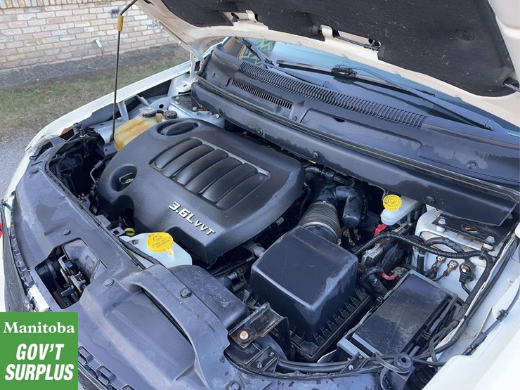 2012-dodge-journey-image-34