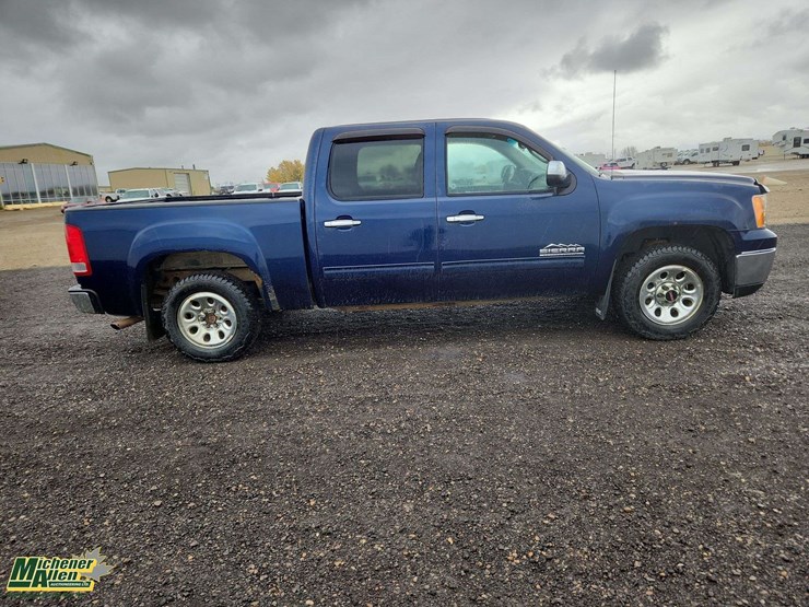 2010-gmc-sierra-1500-image-24