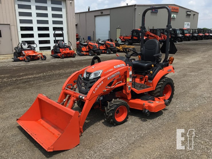 2018-kubota-bx2380-image-2
