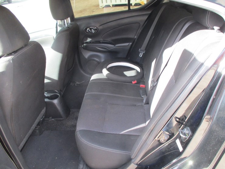 2019-nissan-versa-sv-sedan,-image-7