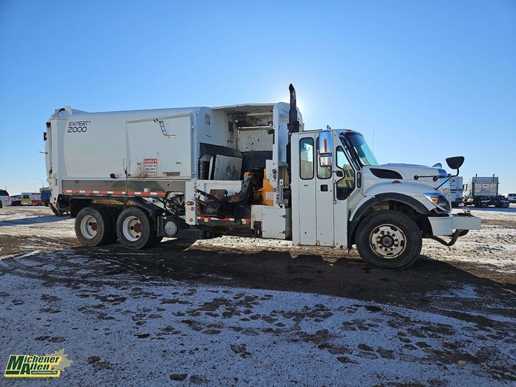 2009-international-workstar-7400-image-18