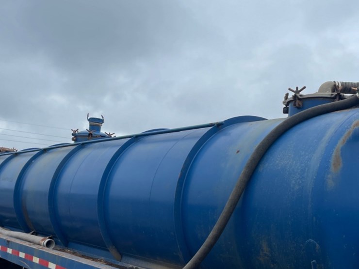 2012-troxell-vacuum-image-13