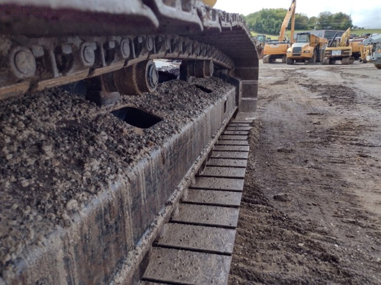 deere-250g-lc-image-24