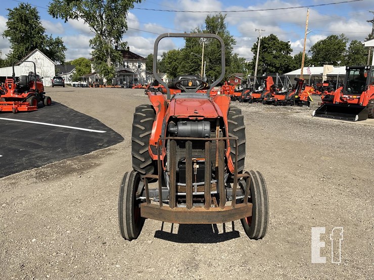 kubota-l2900-image-9