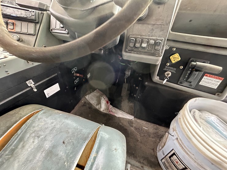 2007-caterpillar-c7-image-51