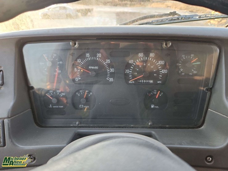 2002-sterling-lt9500-image-20