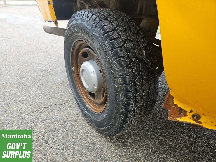 2011-ford-f350-image-15