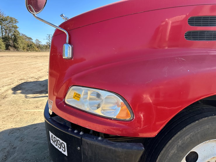 #33708-•-2014-mack-cxu-t/a-daycab-truck-tractor-1m1aw02y3em038036-image-37