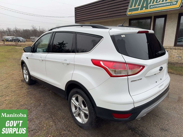 2016-ford-escape-image-8