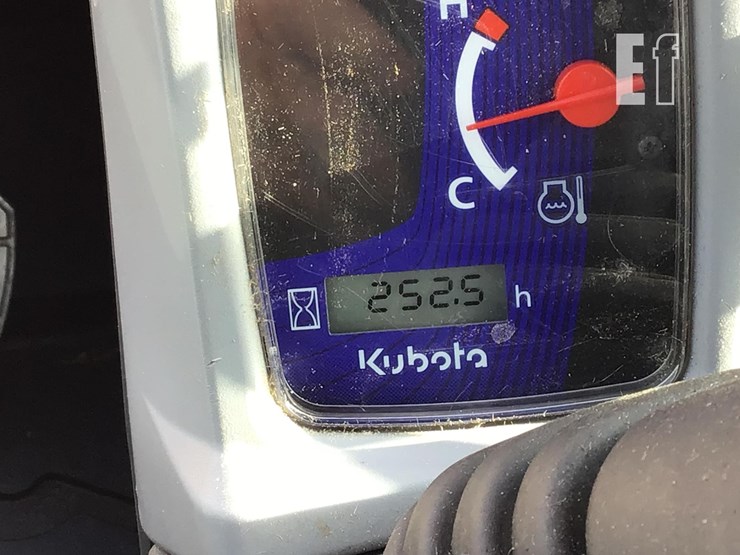 2024-kubota-svl97-2-image-14