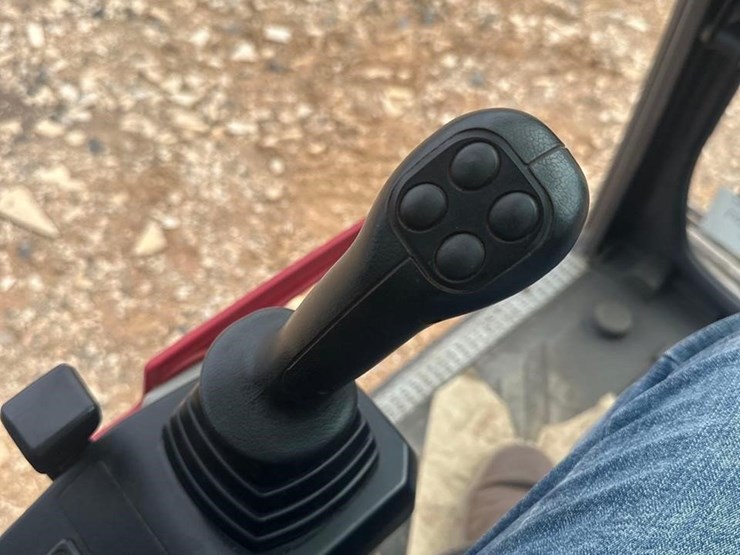 2021-volvo-ecr145el-image-29