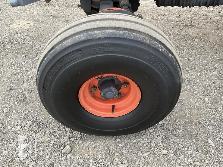 1997-kubota-m4700-image-12